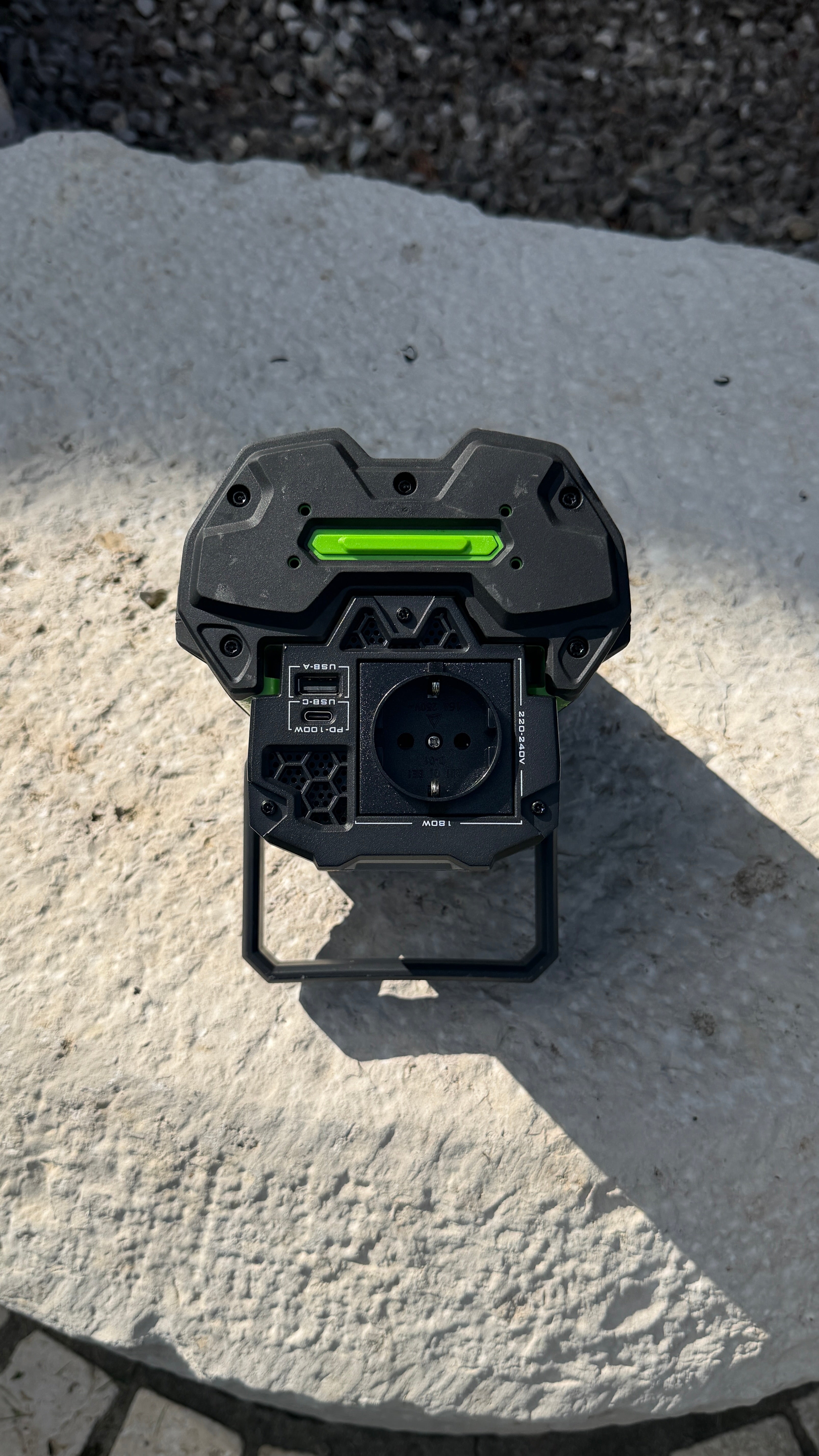 EGO PAD1800E – Nexus Escape 180W-Spannungswandler